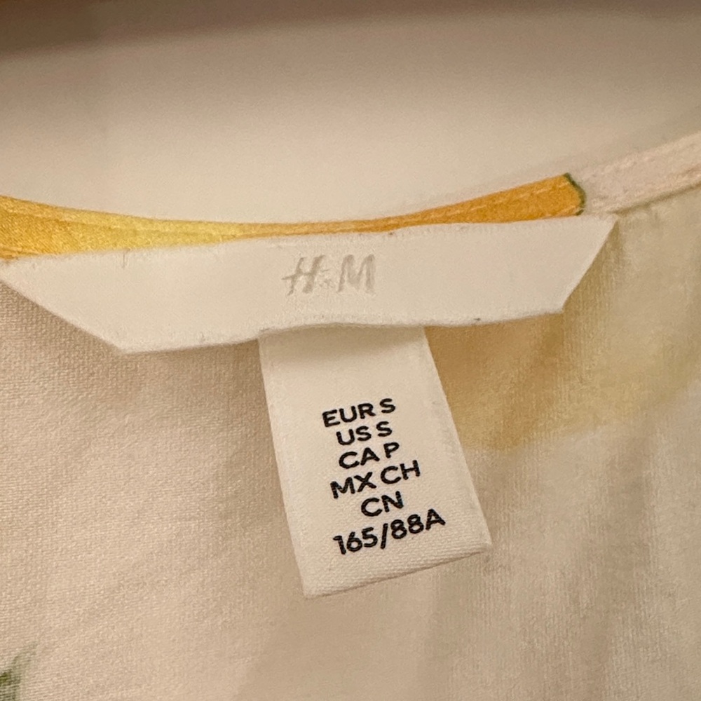 Lemon Print Summer Dress and top - Picture 5 of 14